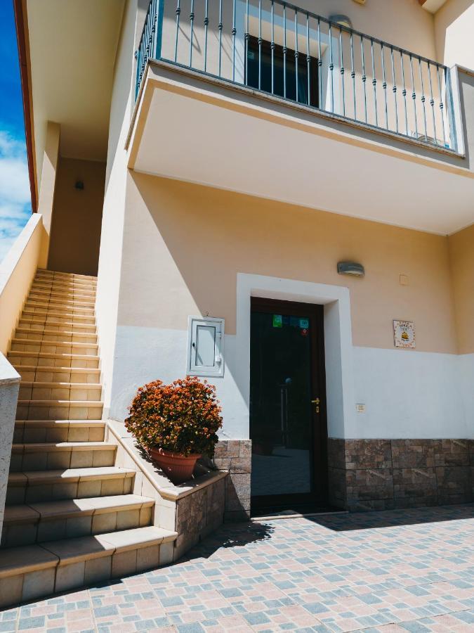 Bed and Breakfast Dimora Mariu Таранто Экстерьер фото