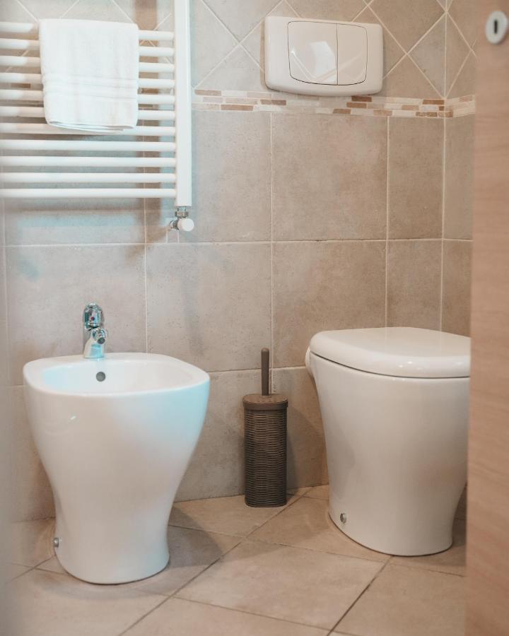 Bed and Breakfast Dimora Mariu Таранто Экстерьер фото