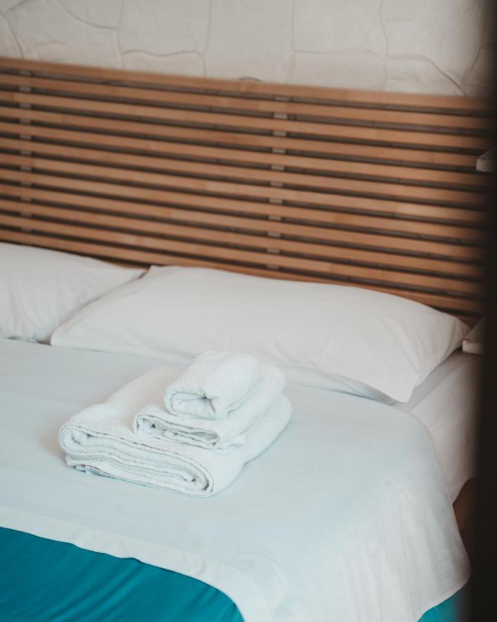 Bed and Breakfast Dimora Mariu Таранто Экстерьер фото